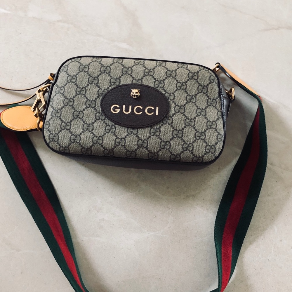GUCCI Neo Vintage GG Supreme Canvas Beige Classic Women's Shoulder Messenger Bag
